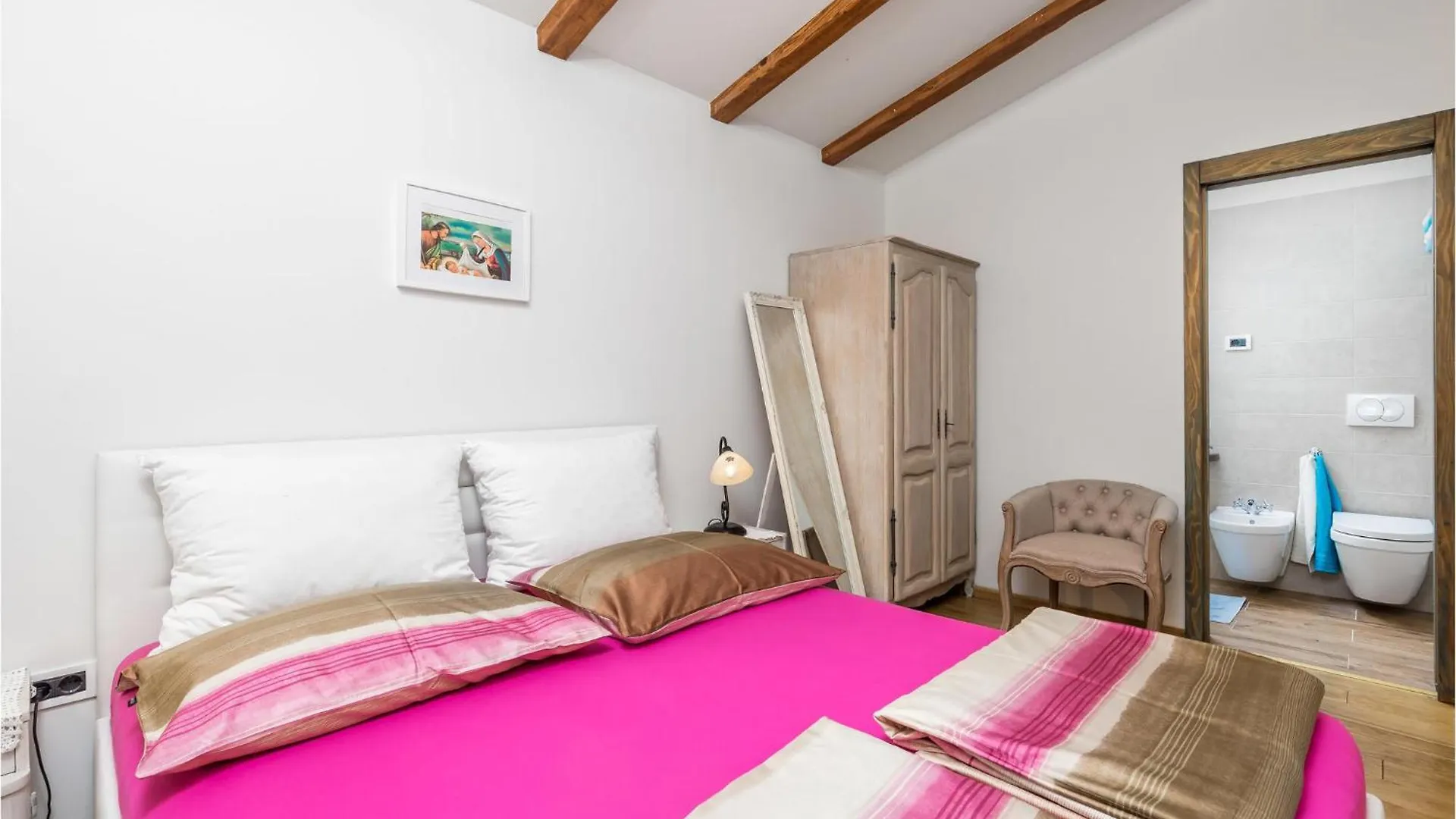別荘 Amazing Home In Moscenice With Wifi